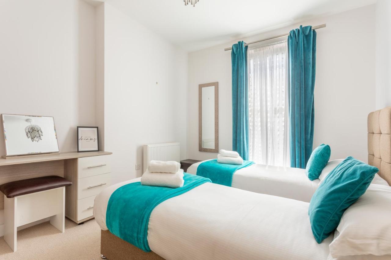 1 Bed Apartment - Redhill Central, Surrey, Gatwick #3 Esterno foto