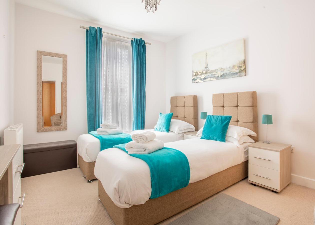 1 Bed Apartment - Redhill Central, Surrey, Gatwick #3 Esterno foto