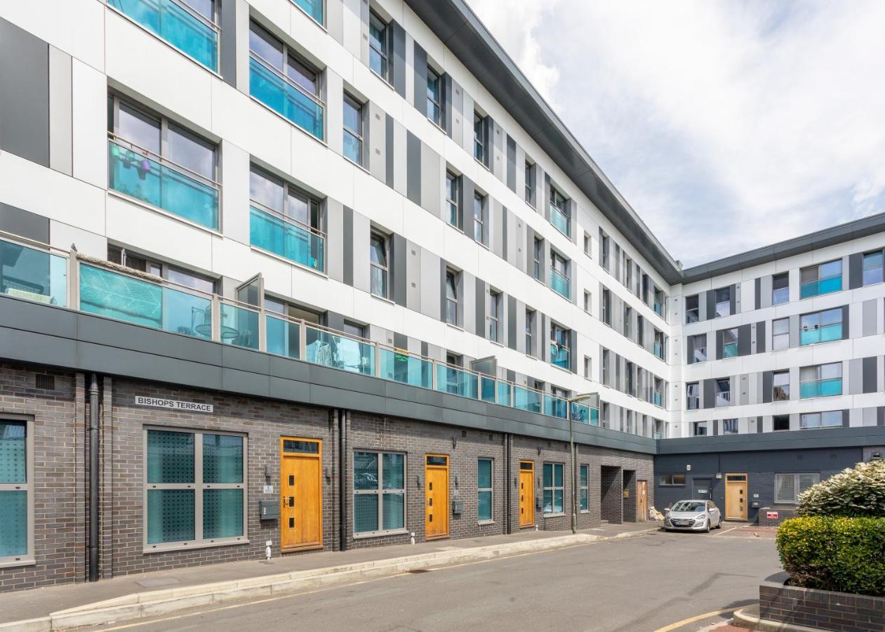 1 Bed Apartment - Redhill Central, Surrey, Gatwick #3 Esterno foto